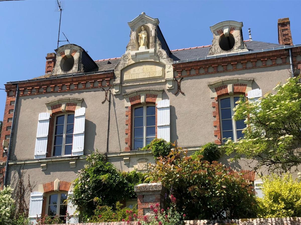 Chambres D'Hotes - Ancienne Ecole St Joseph Chanzeaux Kültér fotó